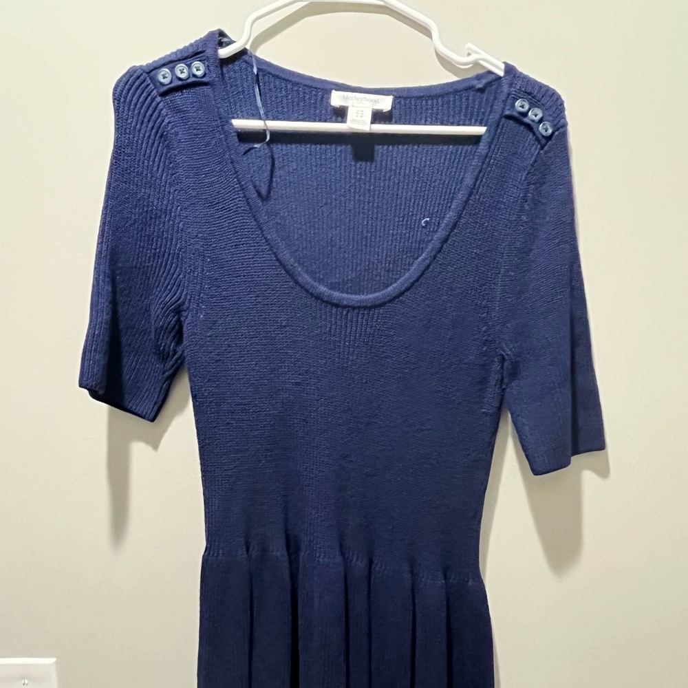 Motherhood maternity sweater size medium